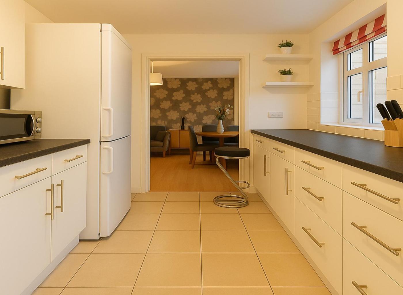 2 Bed Flat In Elephant & Castle Apartment *
